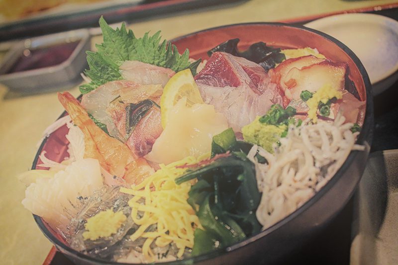 Read more about the article 江の島で生しらす：2015